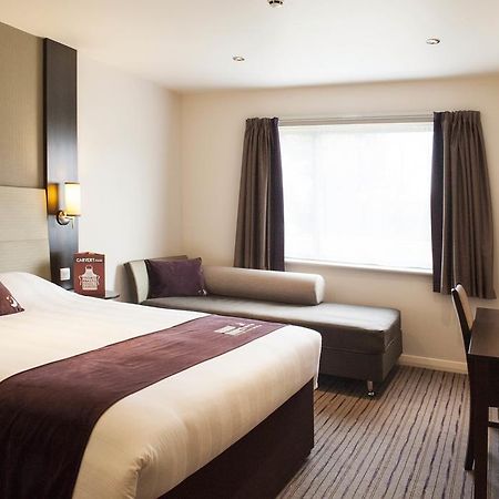 Premier Inn Liverpool City Centre - Moorfields Екстериор снимка