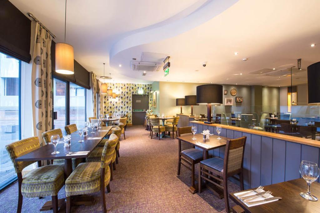 Premier Inn Liverpool City Centre - Moorfields Екстериор снимка