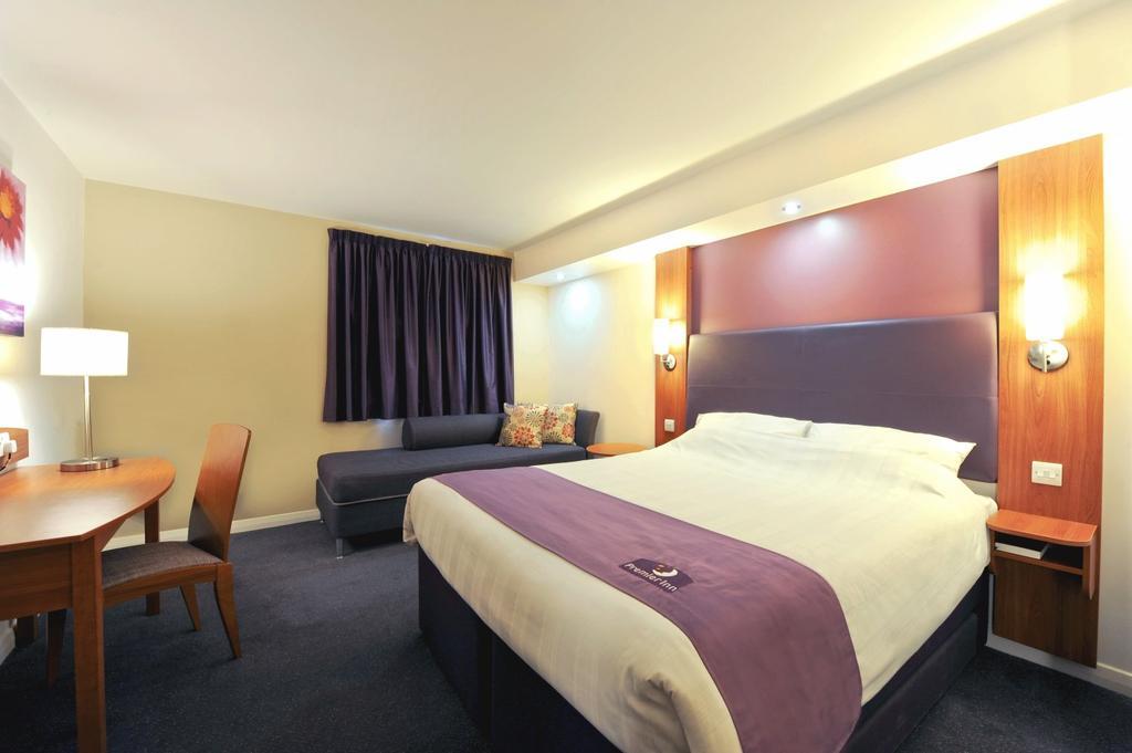 Premier Inn Liverpool City Centre - Moorfields Стая снимка