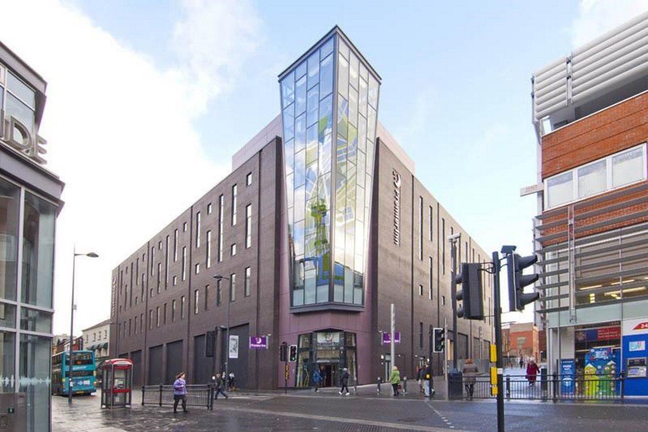 Premier Inn Liverpool City Centre - Moorfields Екстериор снимка